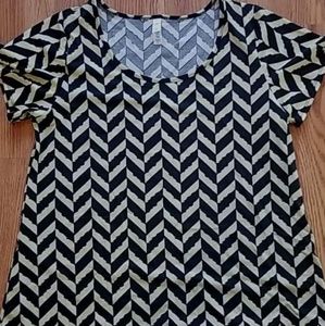 LuLaRoe B&W Soft top